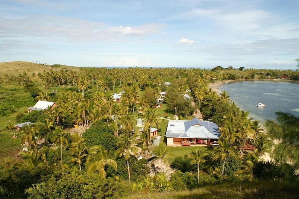 Nabua Lodge Naisisili Buitenkant foto